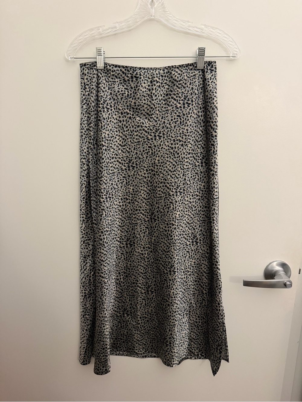 Topshop Animal Print Midi Satin Skirt US4